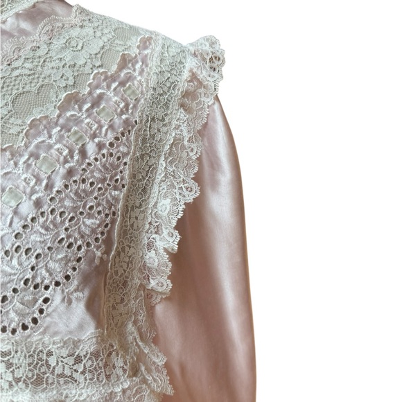 1980s Christian Dior Lace & Open Weave Embellishment Nightgown‎ - Picture 4 of 11